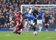 爱游戏在线-曼城中场受伤，英超豪门面临考验的简单介绍