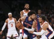 爱游戏在线-包含开拓者客场大胜活塞，取得三连胜的词条