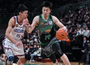 爱游戏官网-关于辽宁队在体育馆内迎战对手，赢得比赛的胜利的信息