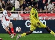 爱游戏在线-摩纳哥遭遇惨败，球队士气受到打击