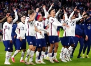 爱游戏大厅-包含乌拉圭战平希腊，继续追求欧锦赛梦想的词条