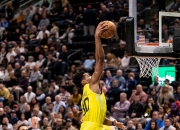 爱游戏娱乐-爵士后卫突破自我，砍下分帮助球队胜出的简单介绍