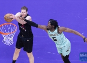 爱游戏官方入口-猛龙力克76人，晋级东部半决赛