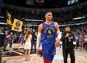 爱游戏娱乐-快船暗藏板凳实力备战关键战役