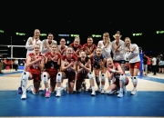 爱游戏在线-包含波兰队力克对手，晋级欧锦赛八强的词条