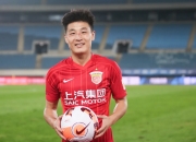 爱游戏-武磊梅开二度，上海上港豪取胜利