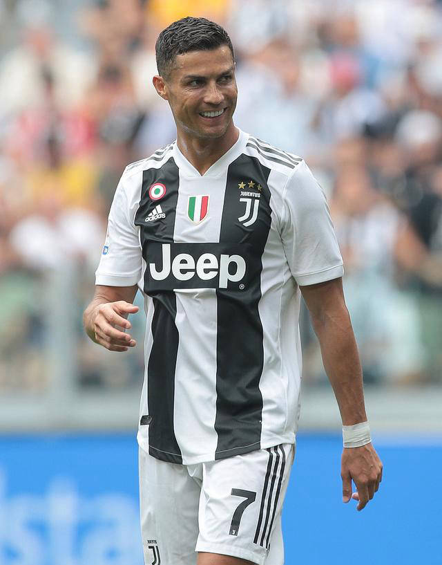 包含尤文图斯队员准备在主场迎来胜利的词条