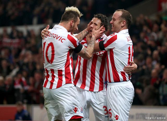 伯恩利客场击败对手，迎来赛季第二场胜利的简单介绍