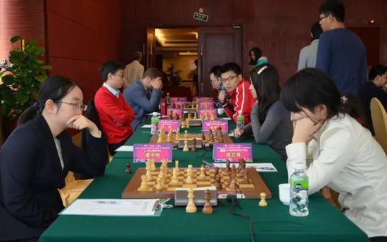 欧锦赛资格赛子弟兵对抗一触即发的简单介绍