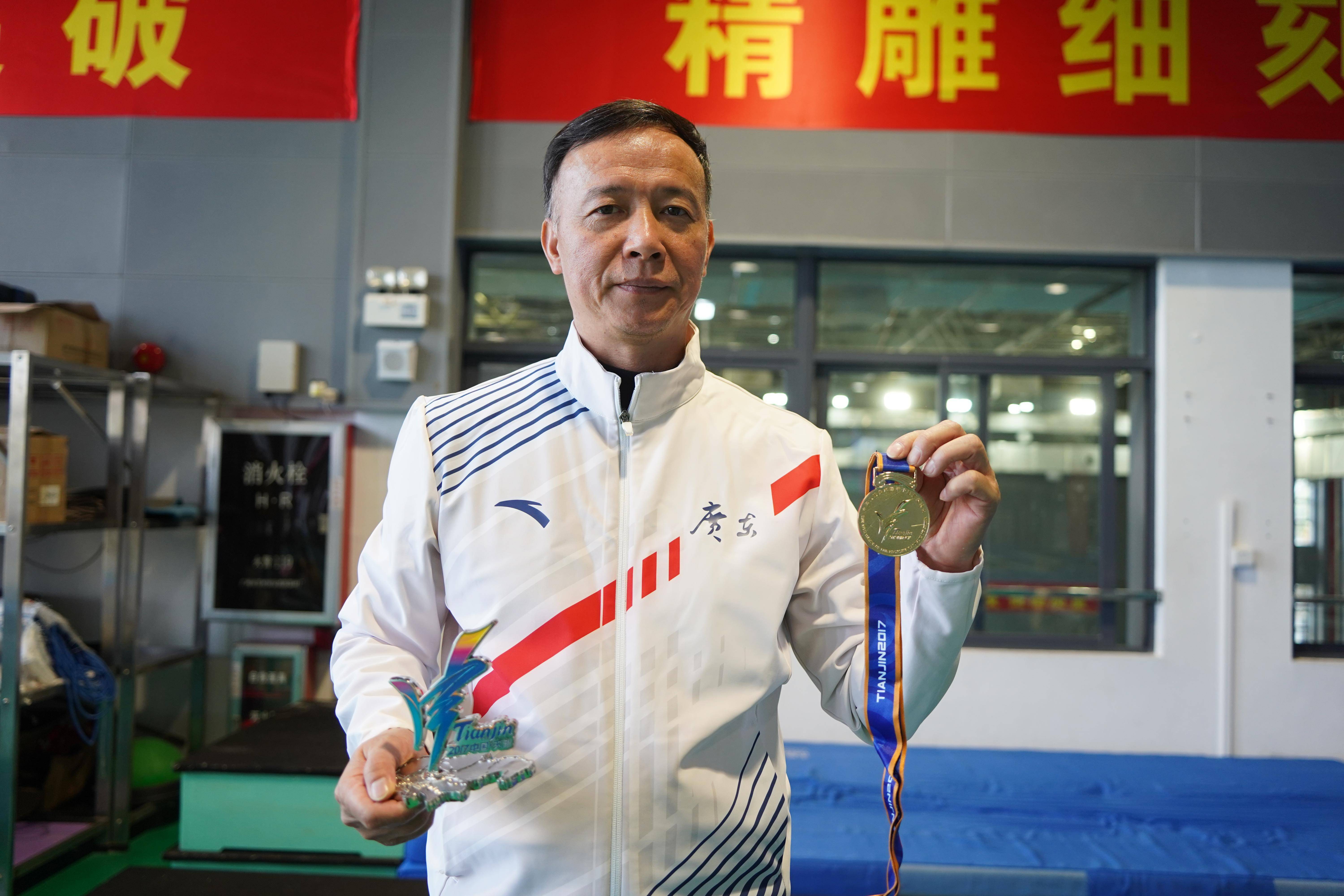 广东队运动员在比赛中展现出优秀的技术