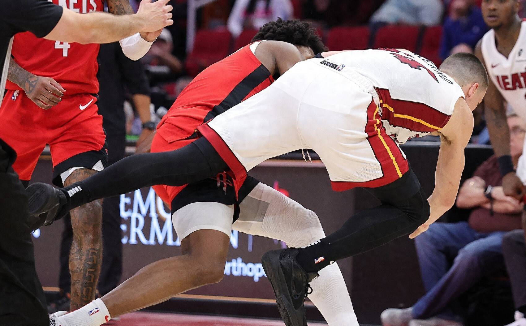 北极一起带来，热火挑战弯曲公牛火箭的简单介绍