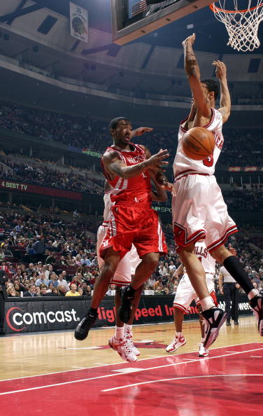 北极一起带来，热火挑战弯曲公牛火箭的简单介绍