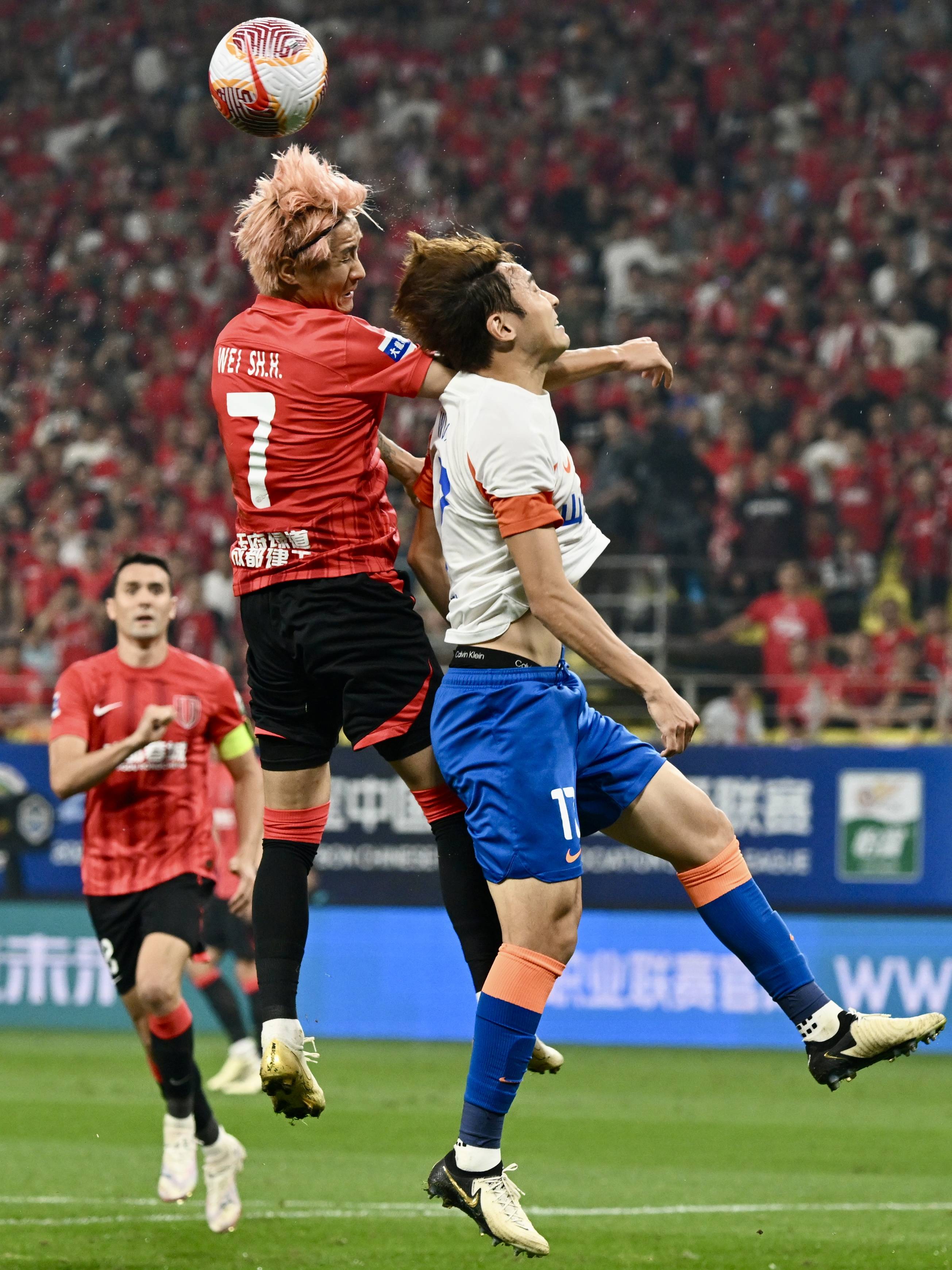 关于热血足球竞技，中超球队豪取连胜的信息