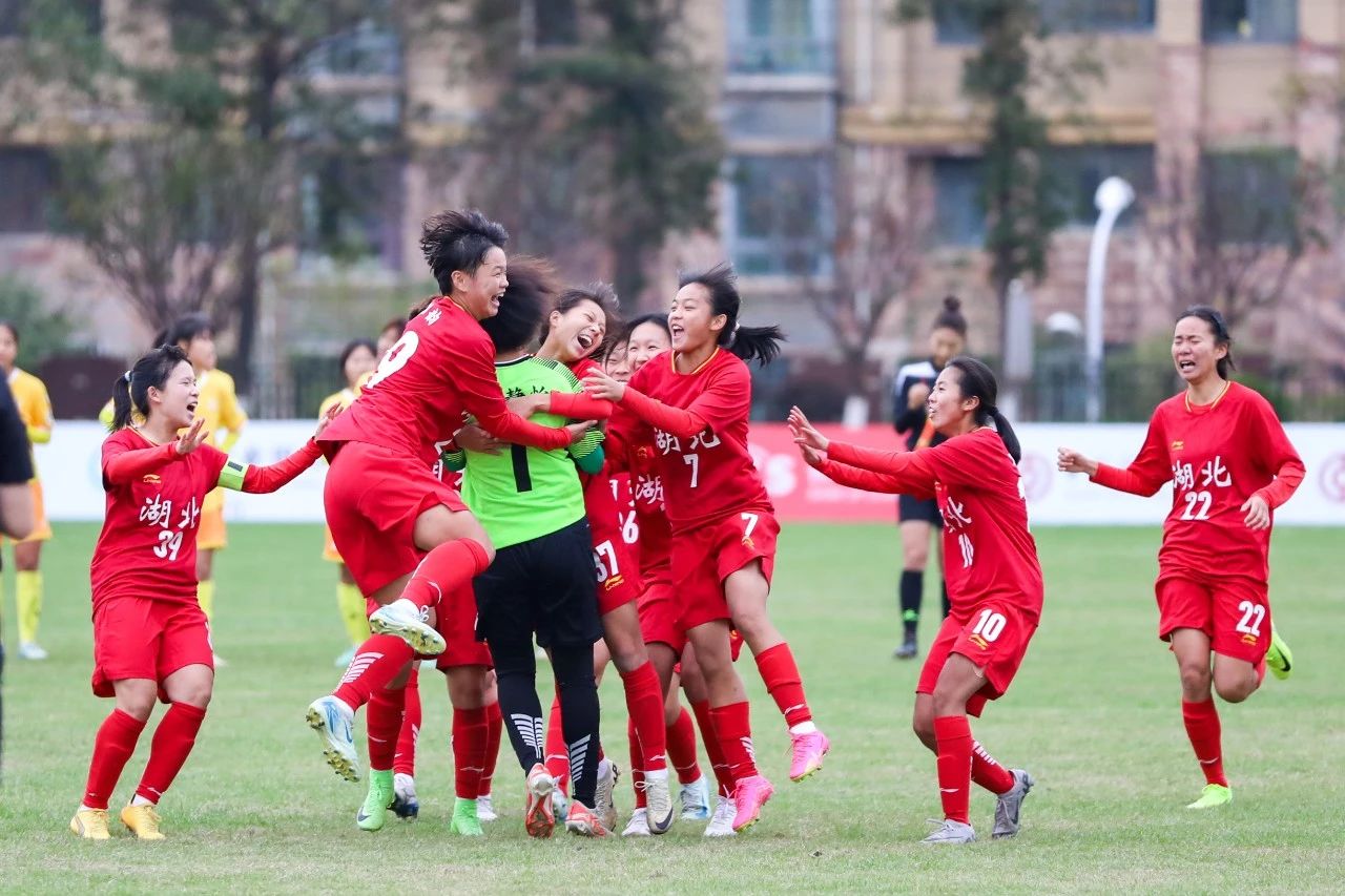 包含湖北队士气高昂，积极备战下一场比赛的词条