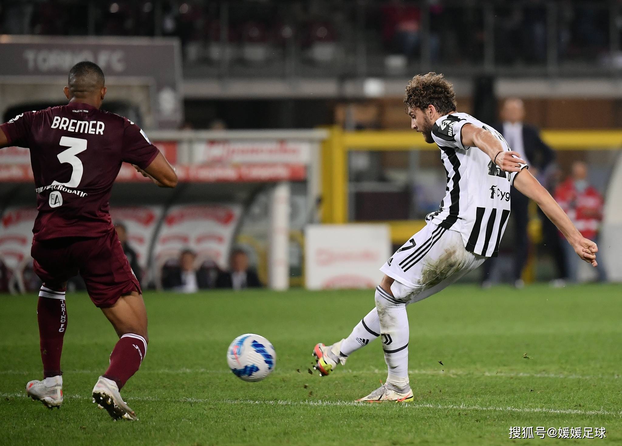 斯佩齐亚客场击败对手，勇夺三分