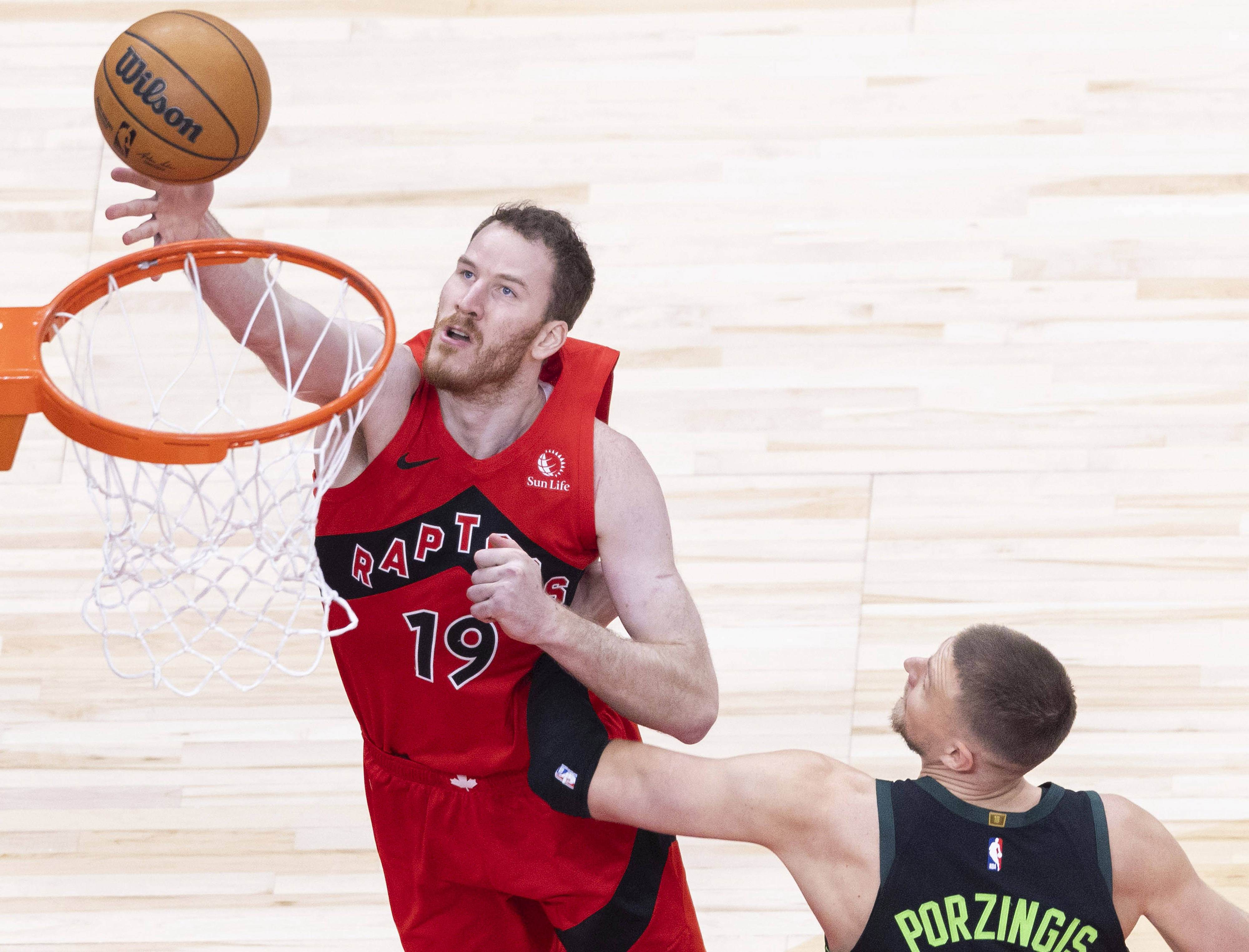 凯尔特人胜利在望，猛龙难逃失利