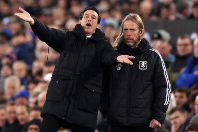 阿斯顿维拉主场击败埃弗顿，取得胜利