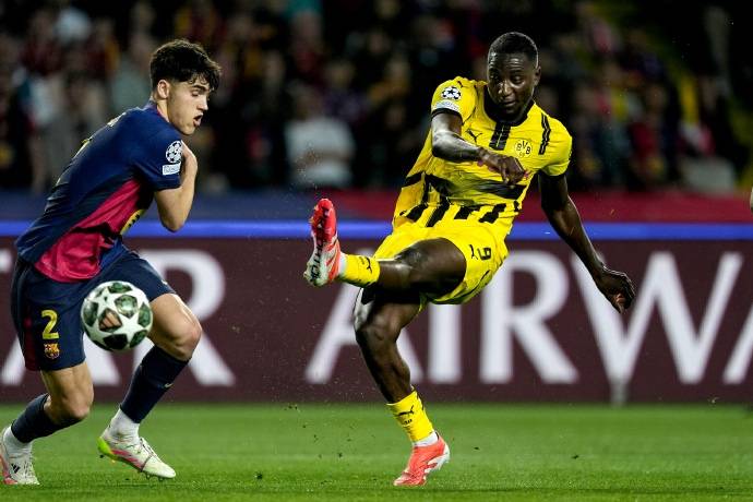 关于多特蒙德遭遇惨败，赛季表现堪忧的信息