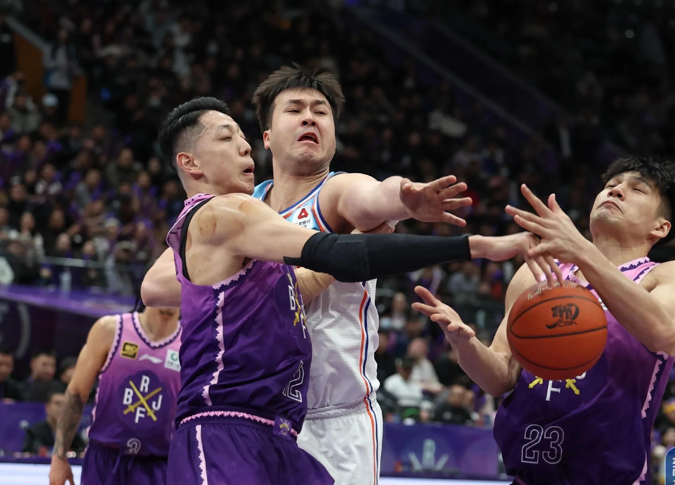 CBA比赛胜负揭晓打破预期