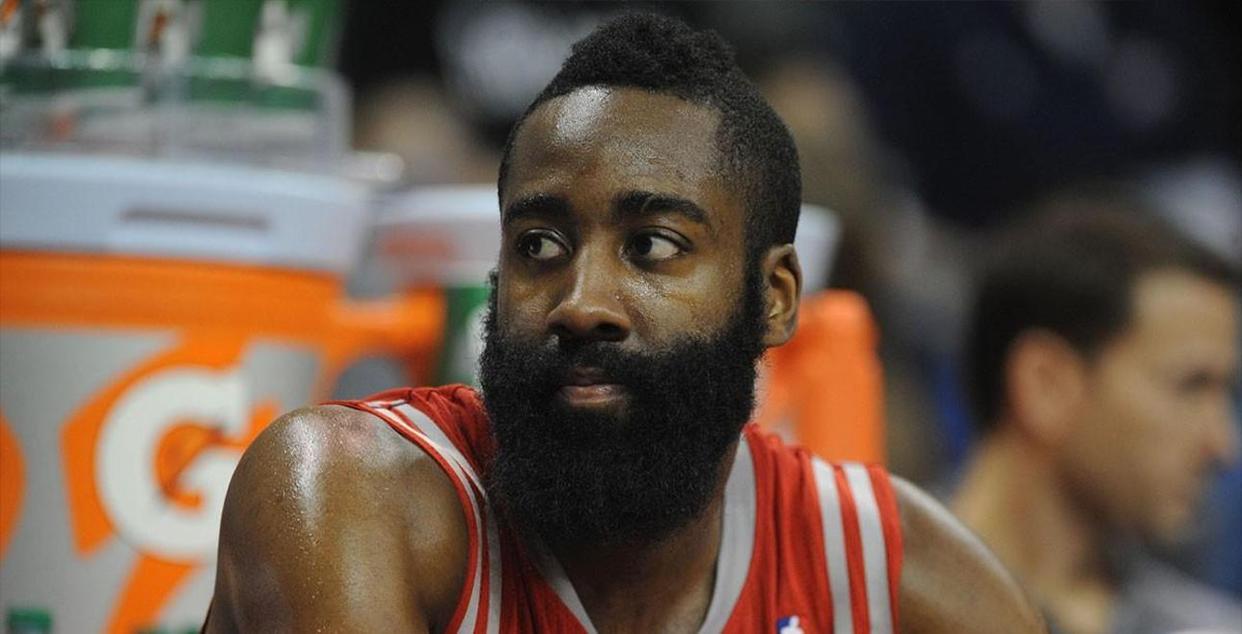 NBA明星球员被踢出赛场惊心动魄疑团揭开