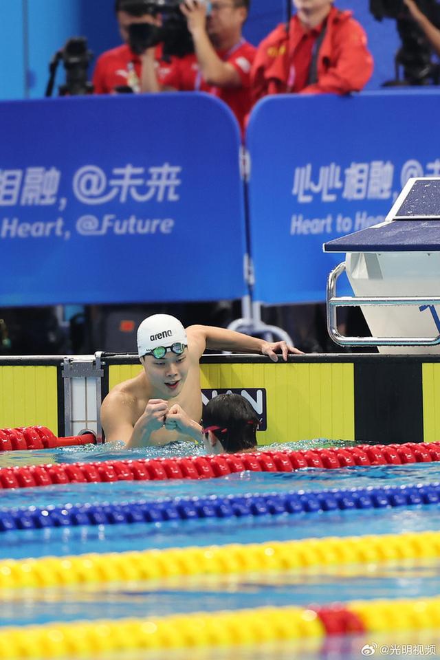 游泳项目疯狂抢分，中国选手豪取金牌的简单介绍