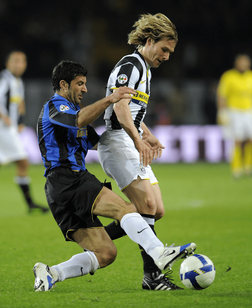 关于尤文后防老将宣布退役铁杆球迷感叹球队多少个年代已过的信息