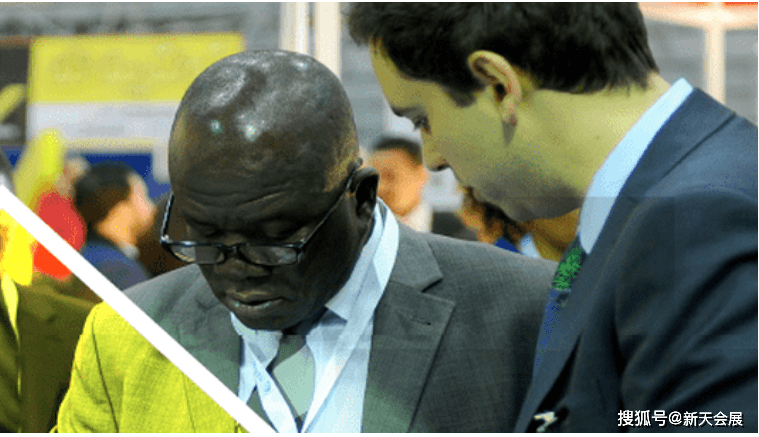 包含非洲新星球员获得突破性进步奖，潜力无限的词条