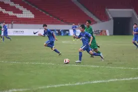 绿城队员群策群力，合力取得大捷