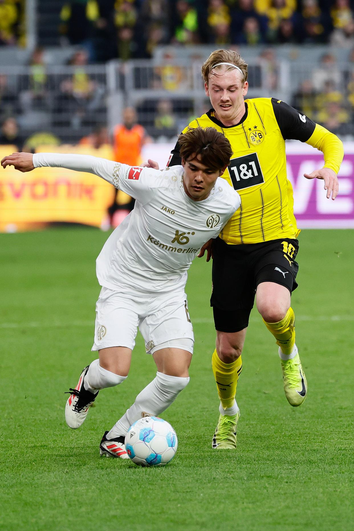 包含美因茨-取得平均分床上足球的词条