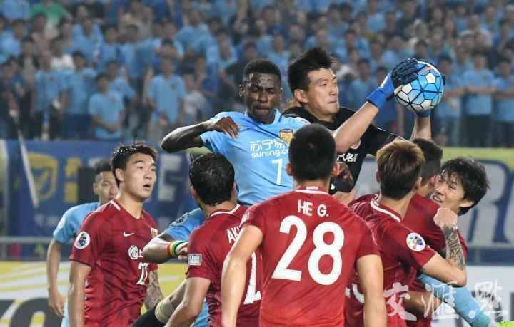 包含江苏苏宁不敌对手，主场失利球迷心情低迷的词条