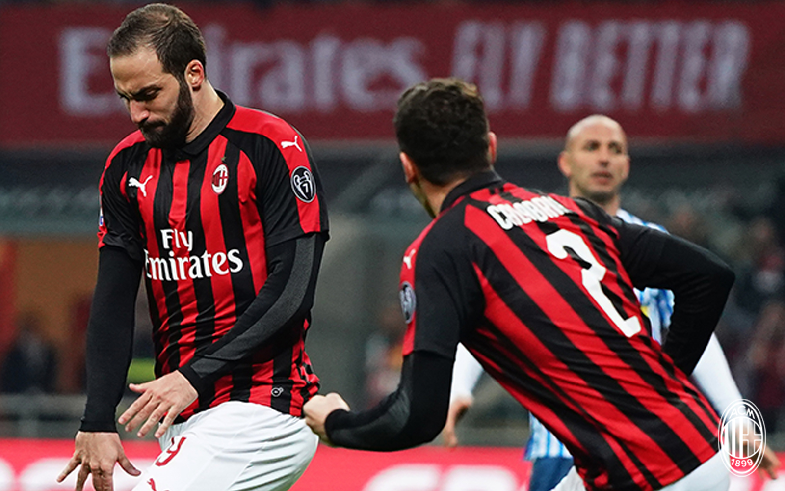 博洛尼亚-战平斯帕尔，保级形势险象环生