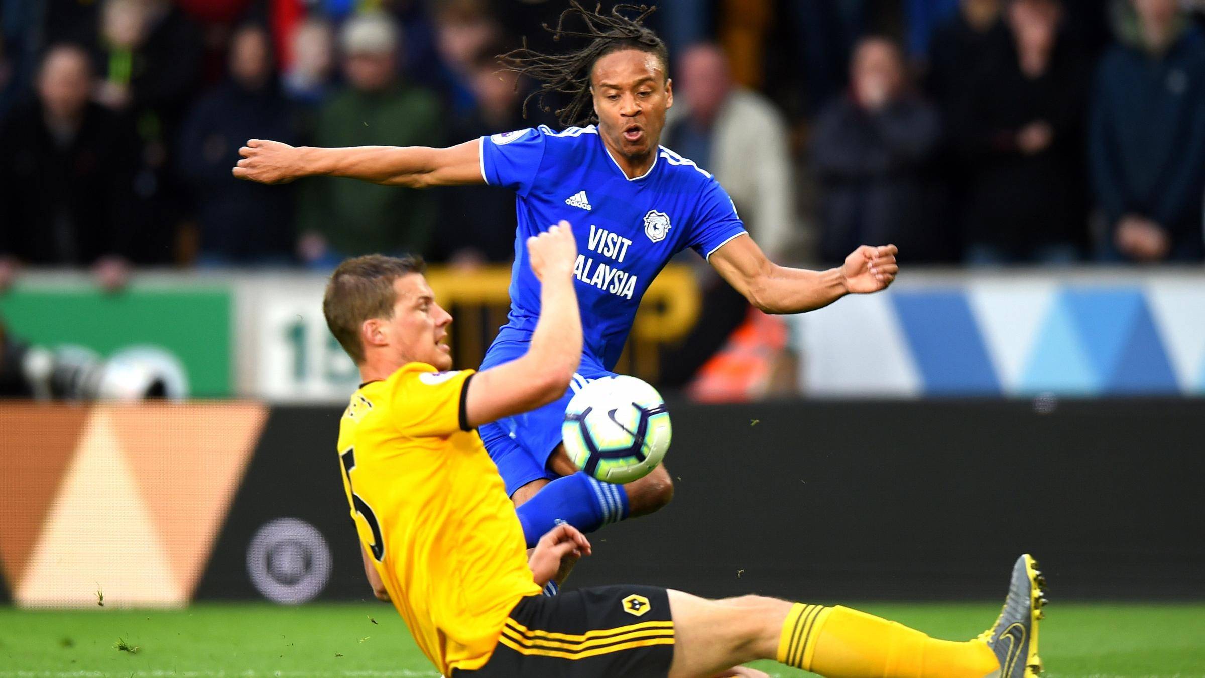 切尔西在英超比赛中发挥出色实力