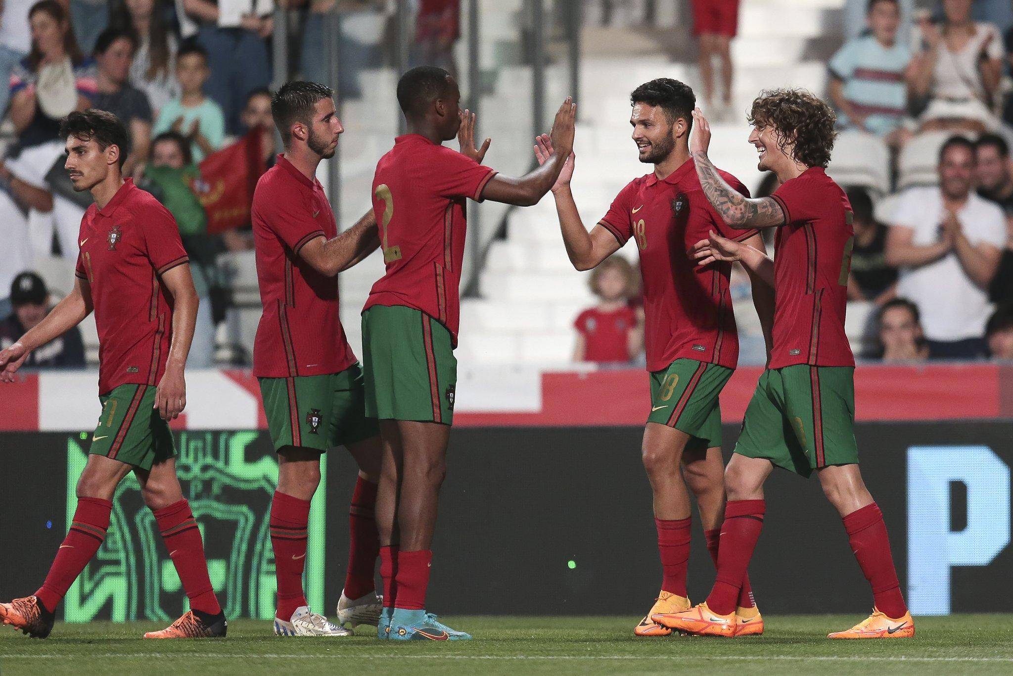 波兰队在比赛中打出了激动人心的比赛，获胜走向成功的简单介绍