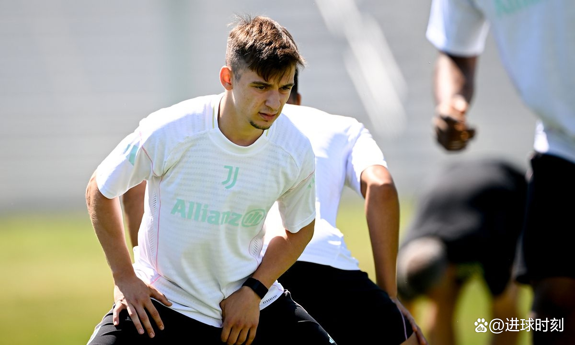 尤文图斯遭遇波尔图逆转，绝望失利