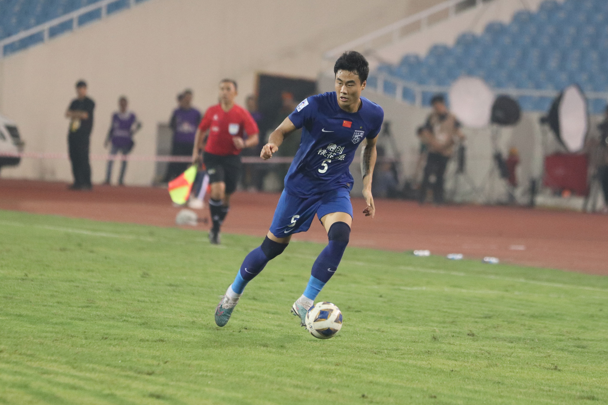 河内FC抢眼表现，小组出线形势明朗