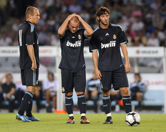 皇家社会遭遇失球，补时丢分遭抗议