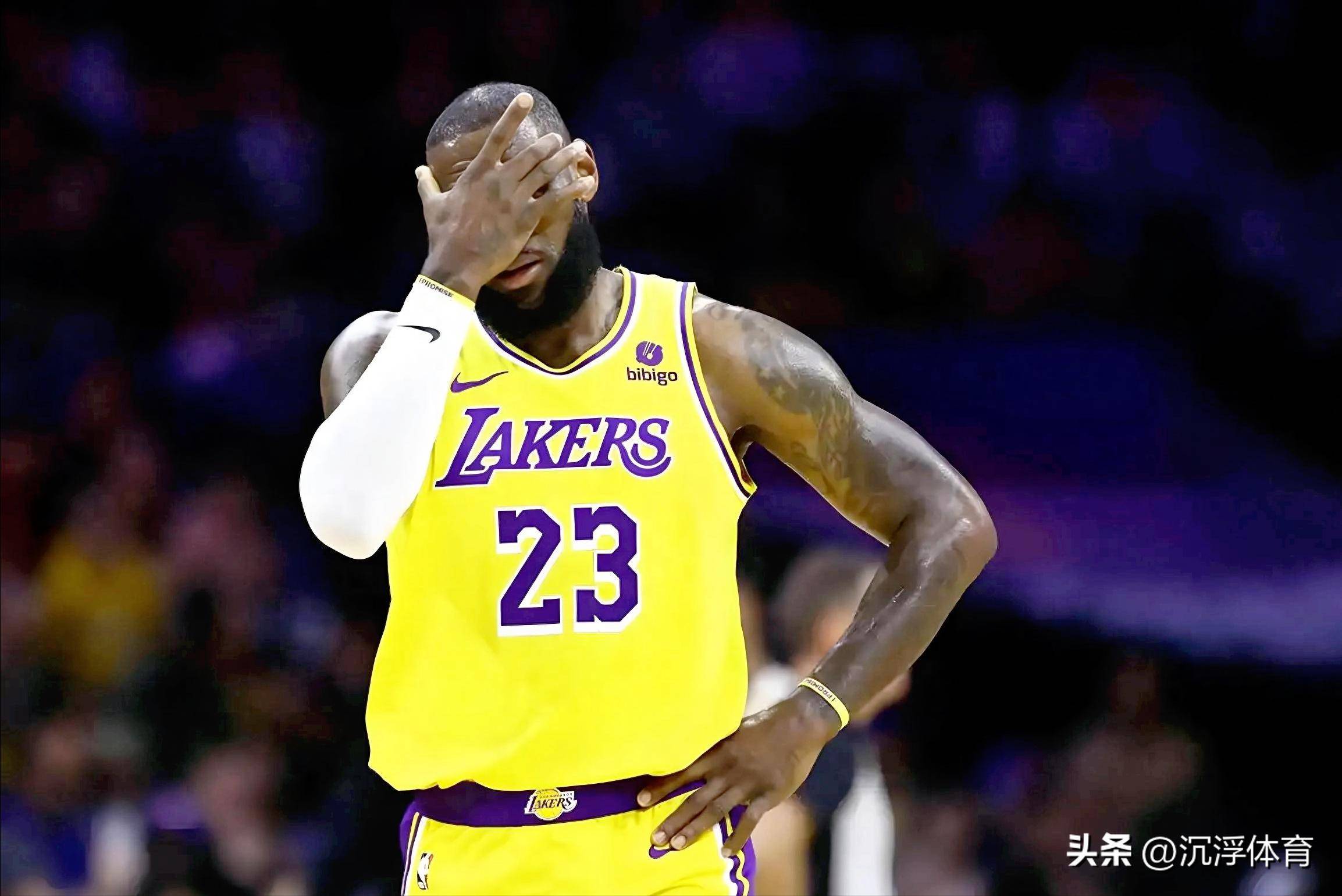 关于雄鹿再败湖人，詹姆斯罚球绝杀胜的信息