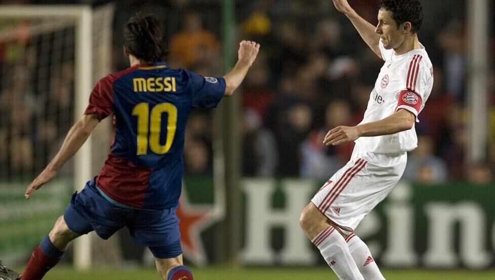 巴塞罗那壮丽开局逆袭跻身前三的简单介绍