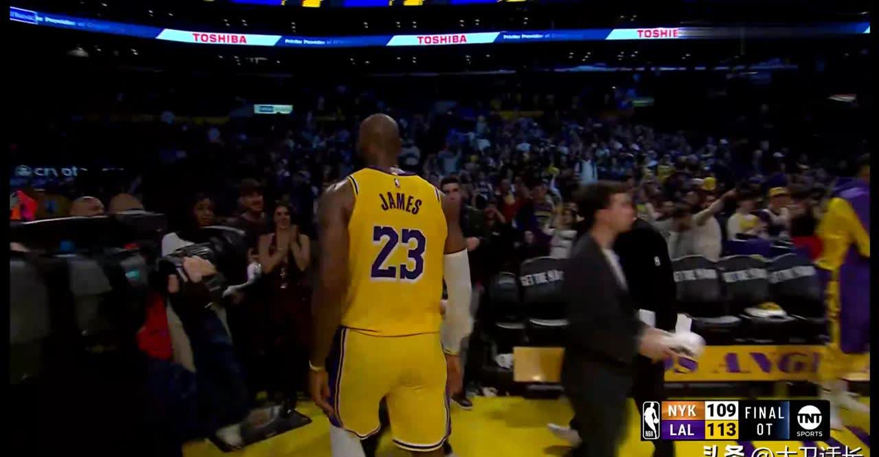 拓荒者主场大胜湖人，豪取三连胜