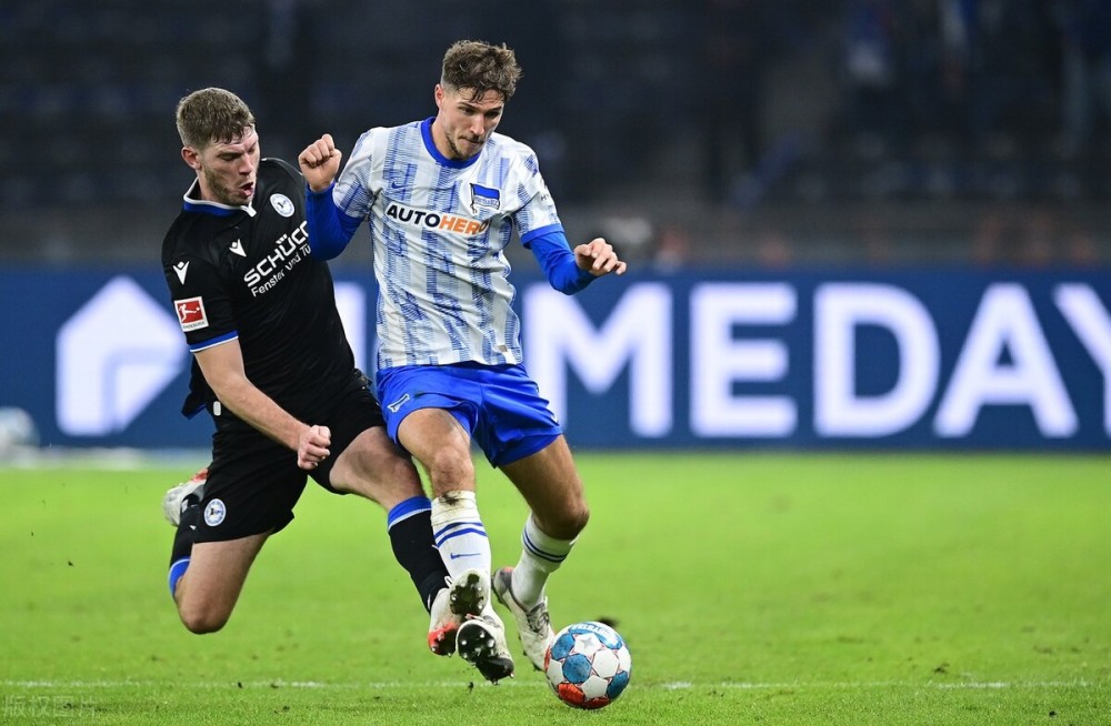 柏林赫塔联主场三分，止住颓势重新崛起的简单介绍