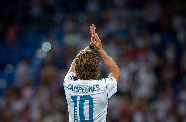 关于瓦拉多利德客场大胜，豪取客场三分的信息