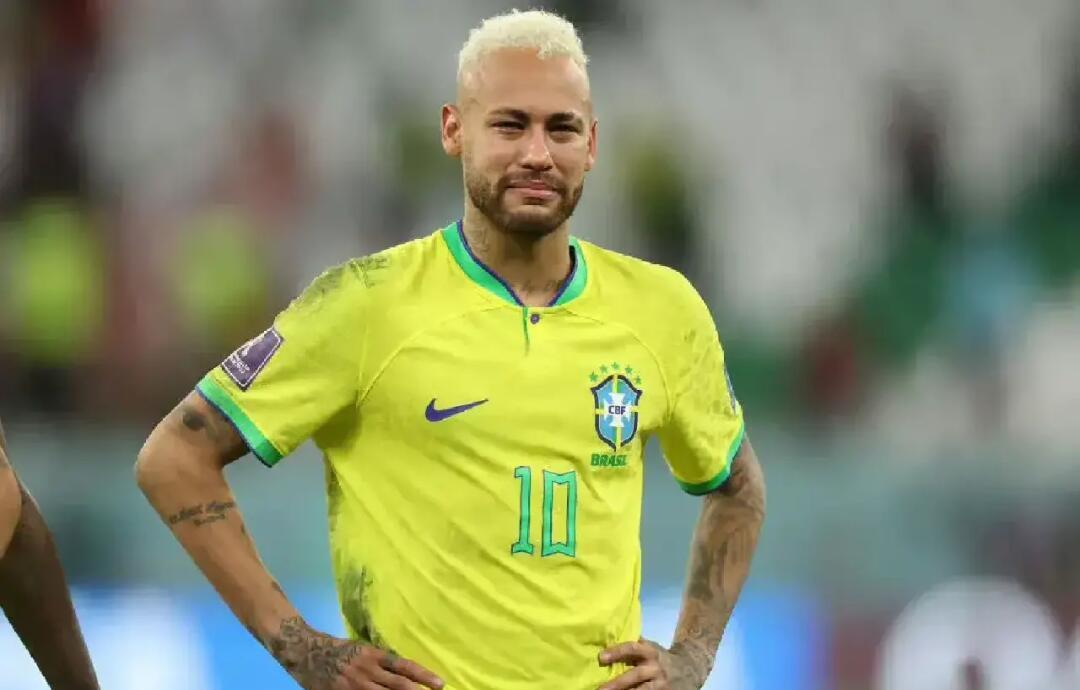 包含篮球联赛总决赛，克罗地亚队斩获冠军的词条