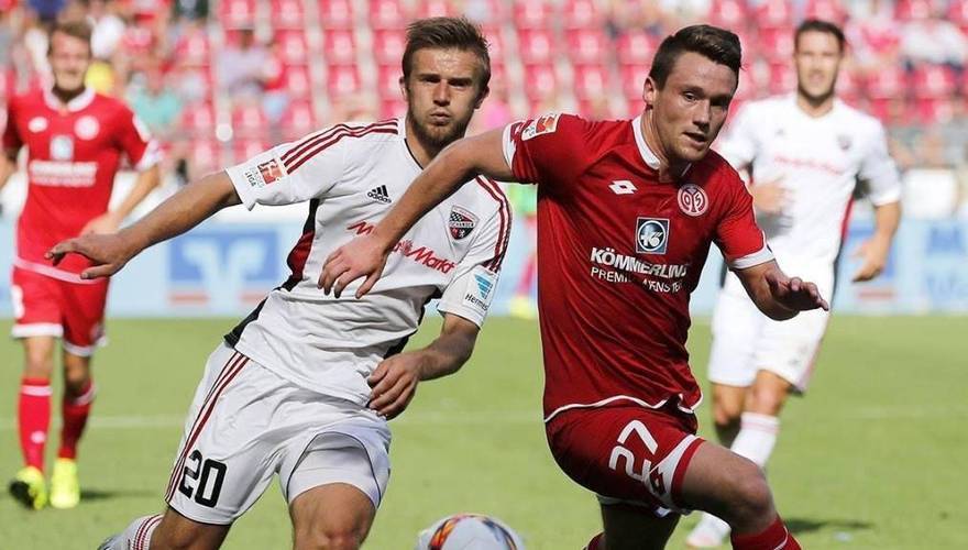 汉堡SV对阵沃尔夫斯堡，胜负难料的简单介绍