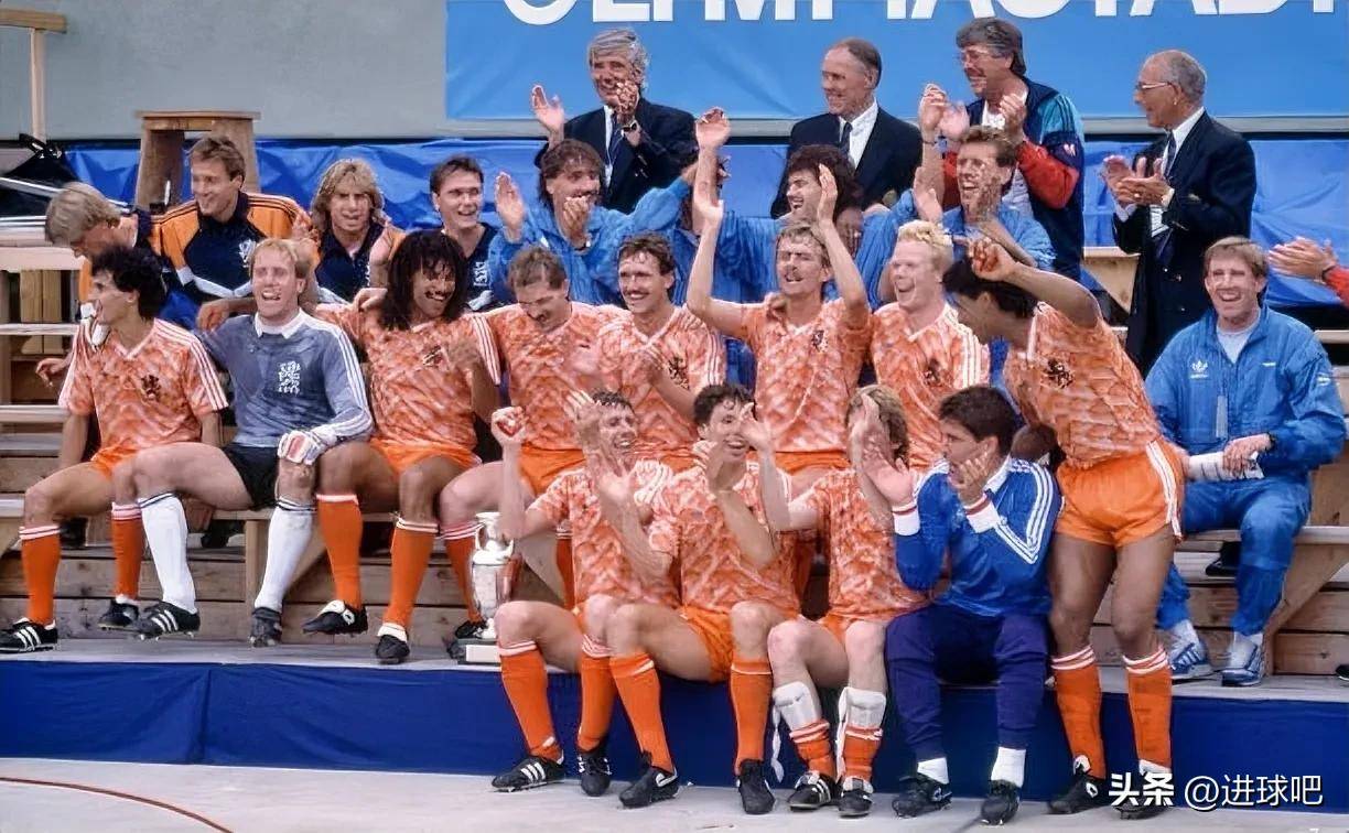 荷兰经历激烈对决，终极胜利带来晋级希望