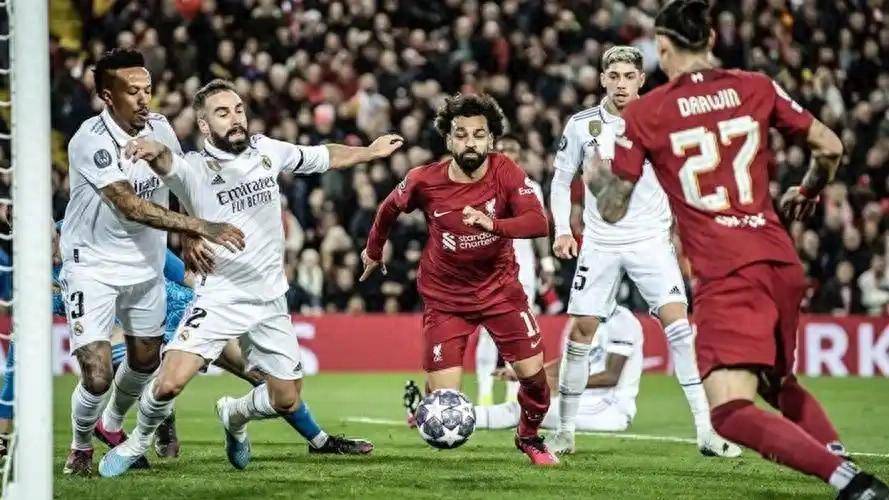 利物浦再次奋战晋级，欧冠赛场的争夺更为激烈