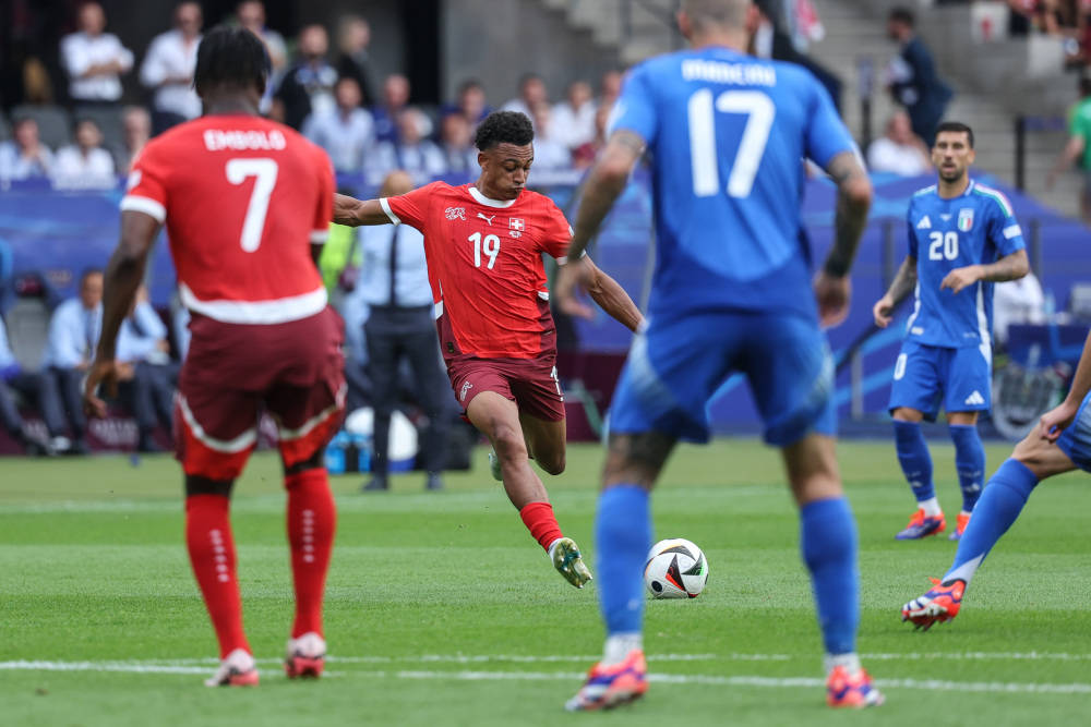 英格兰大胜瑞士，将与意大利争夺决赛资格