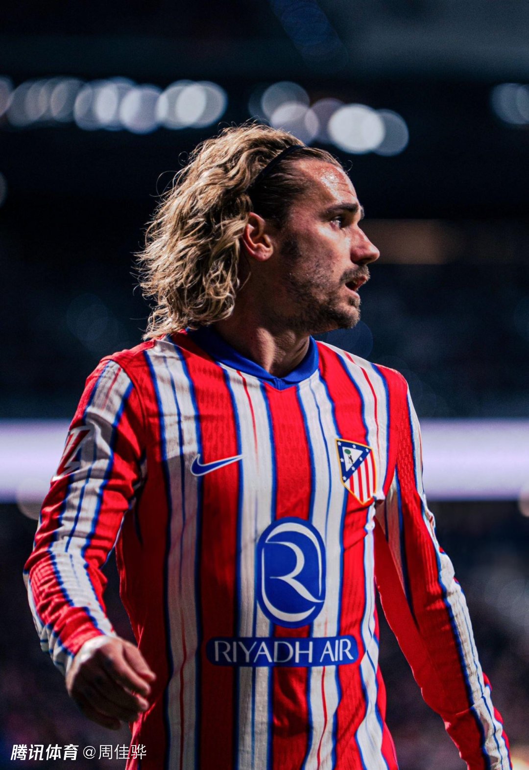 秘鲁鏖战法国，格列兹曼送出助攻